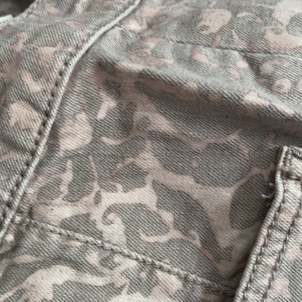 Final Sale 👀 No More Low Offers PILCRO FLOCKED HIGH-RISE LEGGINGS Size 27 Petite - Picture 13 of 14